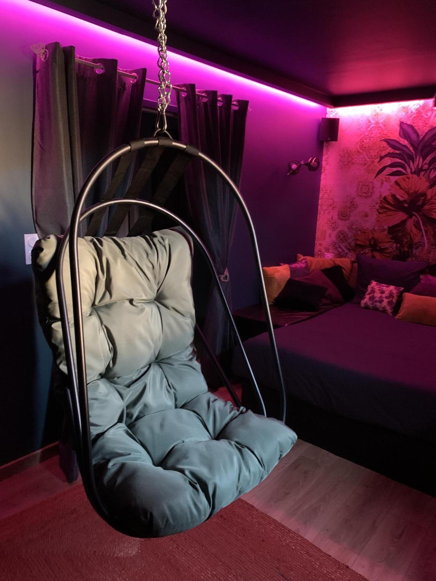 Bed and Breakfast Les Volets Violets Саль Номер фото